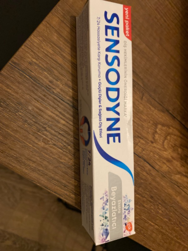 Sensodyne Hassas Dişler İçin Beyazlatıcı Diş Macunu 75 Ml