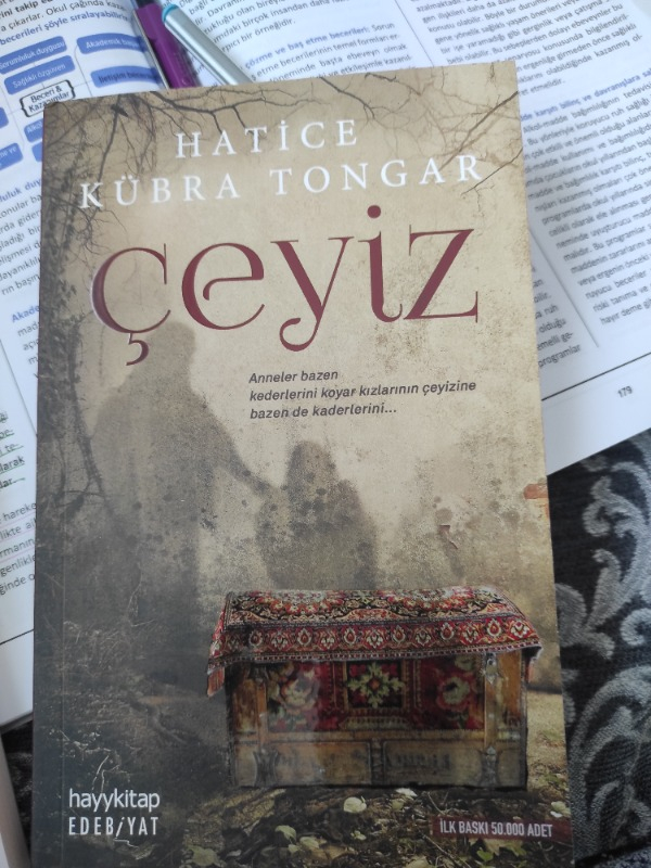 Çeyiz - Hatice Kübra Tongar
