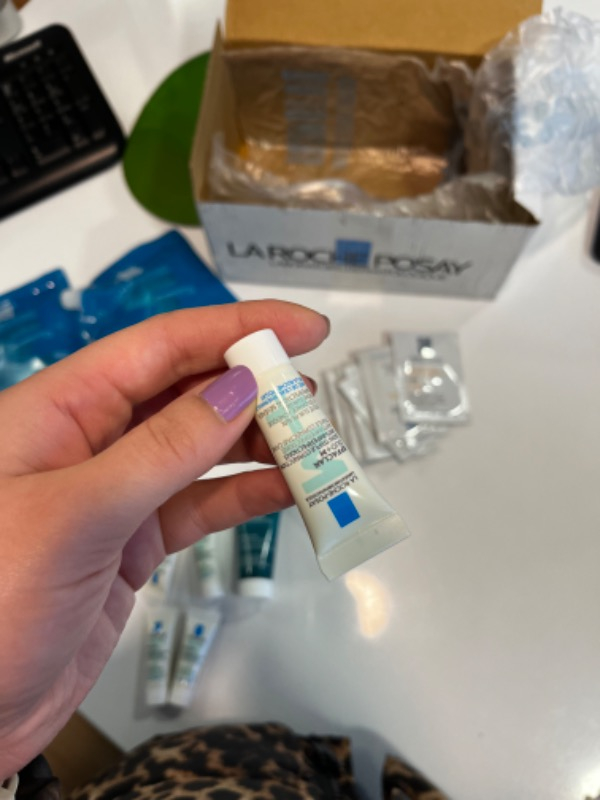 La Roche-Posay Effaclar Yağlı Ciltler Için Temizleme Jeli 400ml - Refill