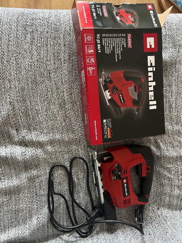Einhell Dekupaj Testere TC-JS 80/1 (550 W, devir sayısı 1000-3000 d/d, devir kontrol elektroniği, 4 kademeli sarkaç hareketi, toz emiş, aletsiz testere bıçağı değişimi) - 4321145