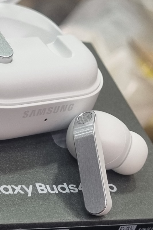 Samsung Galaxy Buds4 Pro Bluetooth Kulaklık Beyaz(ANC)