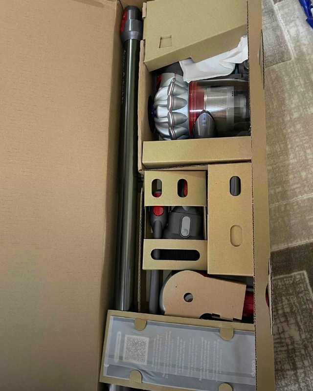 Dyson V8 Absolute (Gümüş/nikel)