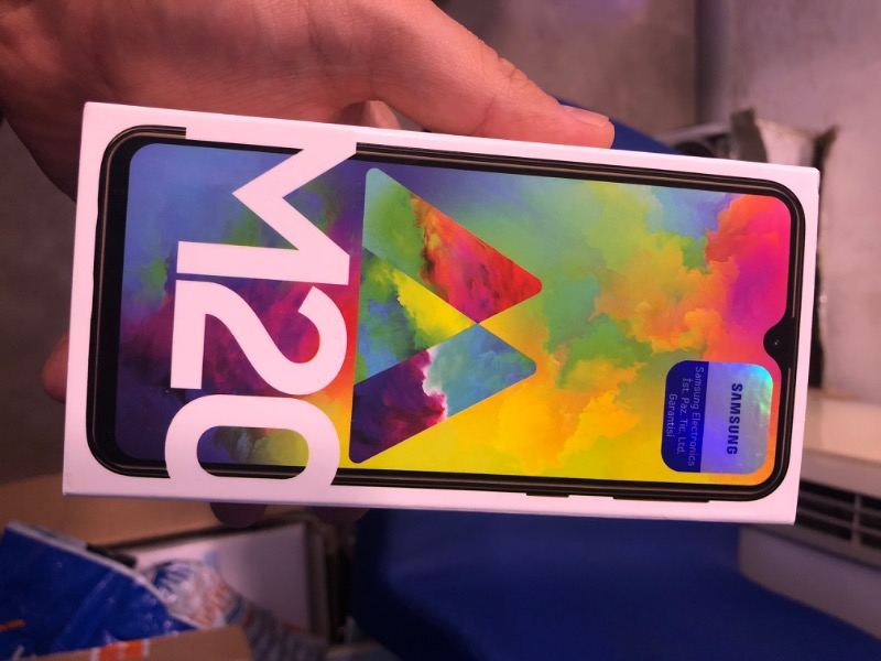 Samsung Galaxy M20 32 GB (Samsung Türkiye Garantili)