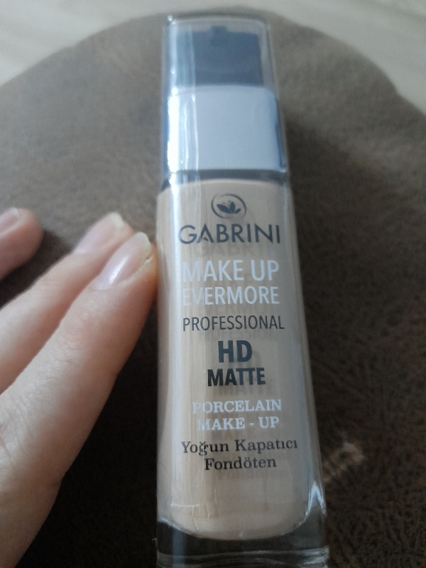 Gabrini Hd Matte Foundation 01