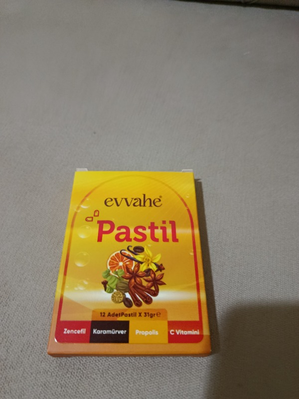 Pastil 12 adet(Zencefil, Karamürver, Propolis, C vitamini İçeren Pastil Takviye Edici Gıda)
