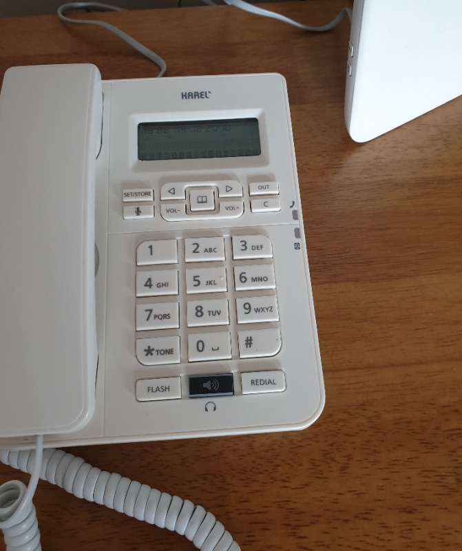 Karel Tm145 Ekranlı Masaüstü Kablolu Telefon Beyaz
