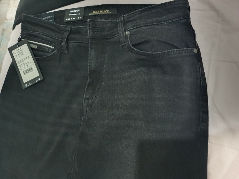 Mavi Erkek Marcus Mavi Black Zımparalı Siyah Jean Pantolon 0035133159