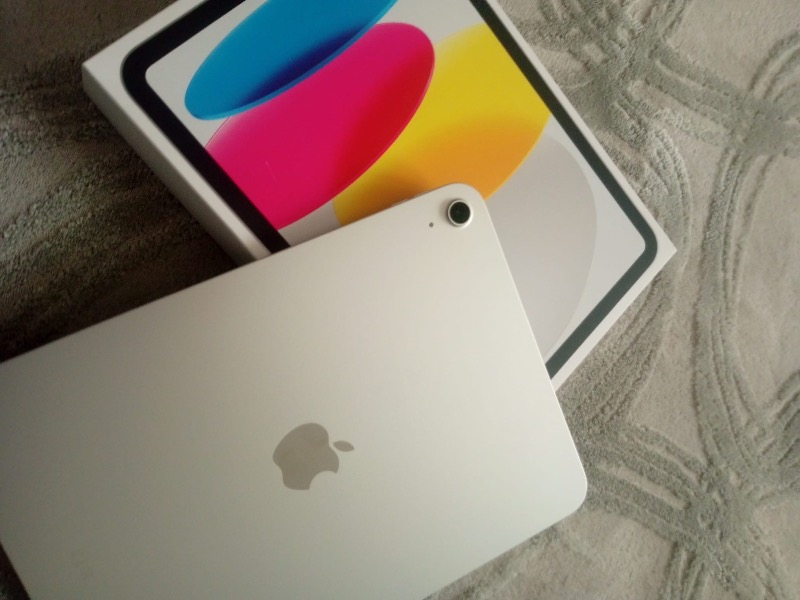 Apple iPad A16 11" 256GB Wi-Fi Tablet Gümüş MD4G4TU/A