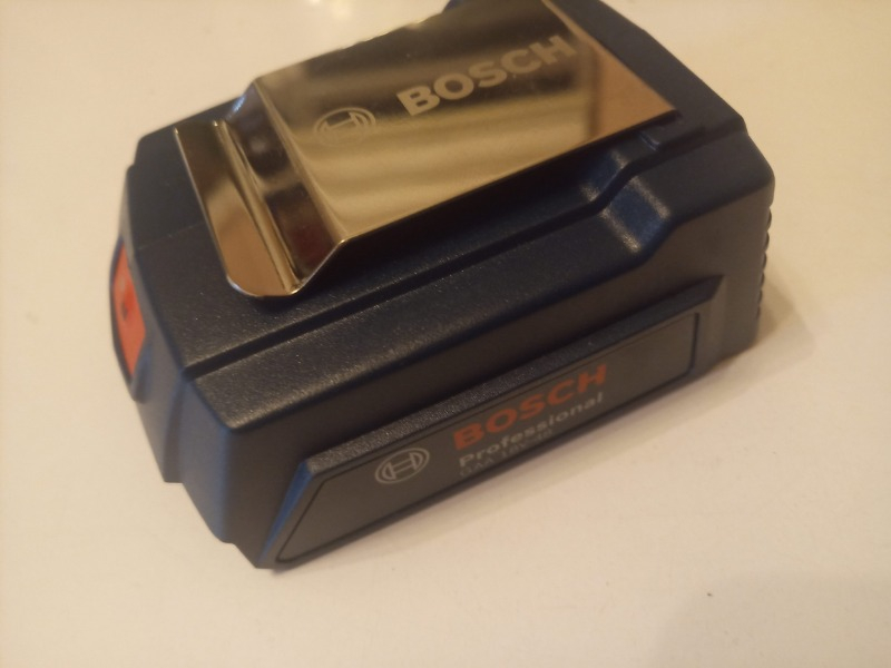 Bosch Gaa 18V-48 18 Volt USB Şarj Adaptörü