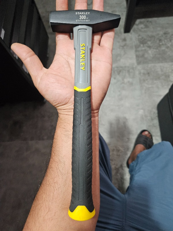 Stanley STHT0-51907 Fıberglass Saplı Çekiç 300 gr