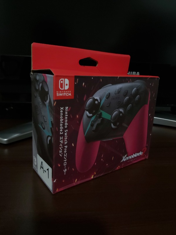 Nintendo Switch Pro Controller Xenoblade Chronicles 2 Edition