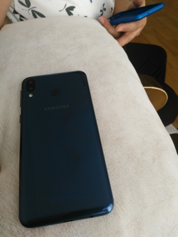 Samsung Galaxy M20 32 GB (Samsung Türkiye Garantili)