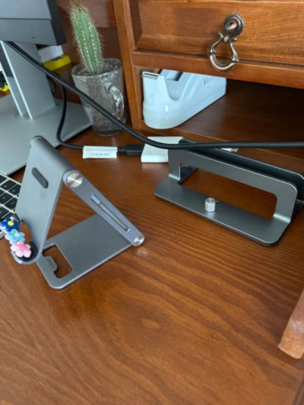 Ugreen Alüminyum Notebook Macbook Dikey Masaüstü Standı