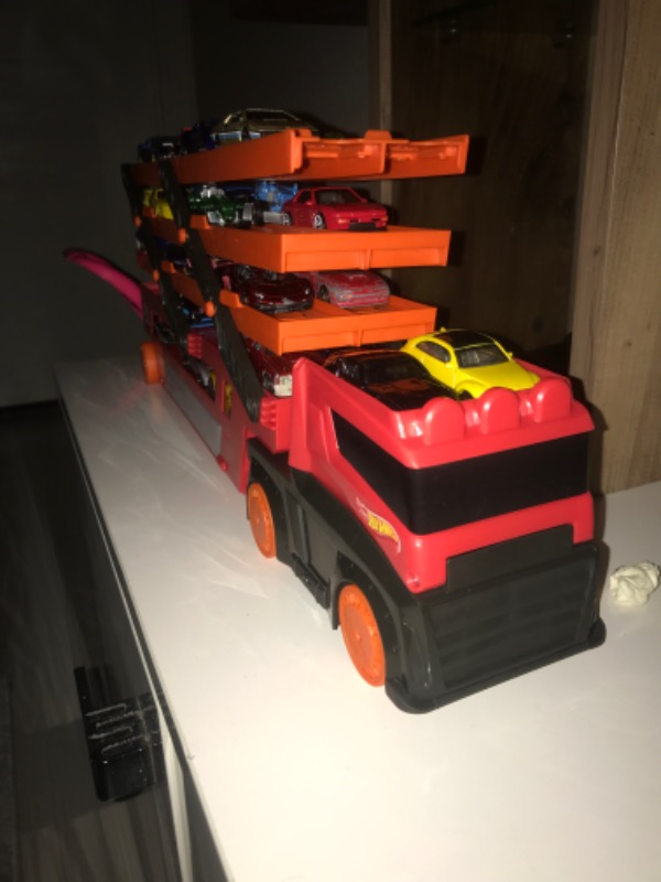 Hot Wheels Mega Mega Tır Turuncu, 50 Araç Kapasiteli, Rampalı GHR48