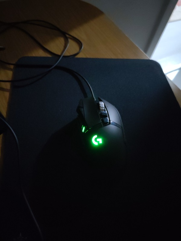 Logitech G G502 HERO LIGHTSYNC 25.600 DPI Yüksek Performanslı Kablolu Oyuncu Mouse - Siyah
