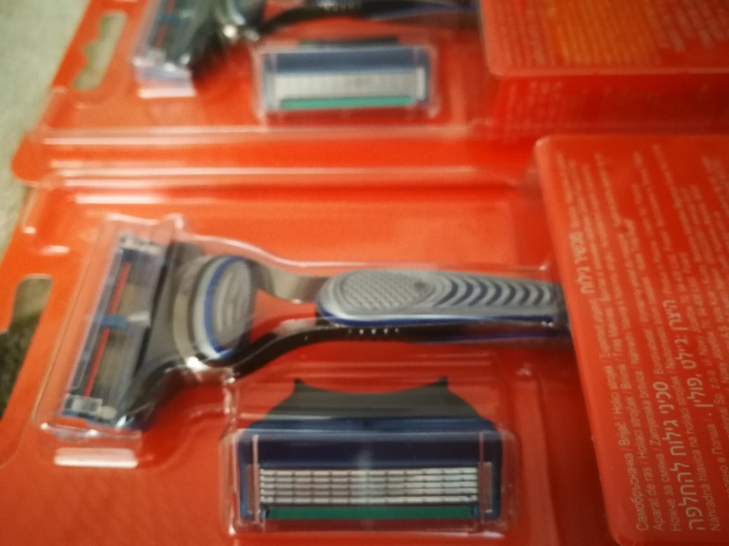 Gillette Fusion Start Tıraş Makinesi + 2 Yedek Tıraş Bıçağı