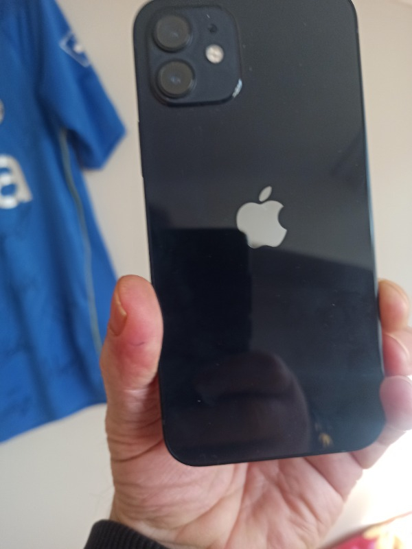 iPhone 12 64 GB