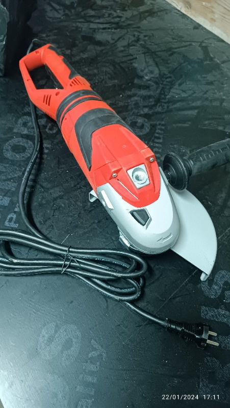 Einhell TE-AG 230, Taşlama