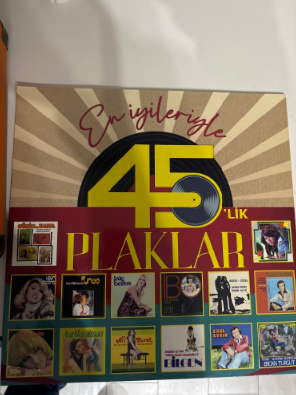 En İyileriyle 45'lik Plaklar / Çeşitli sanatçılar (PLAK)
