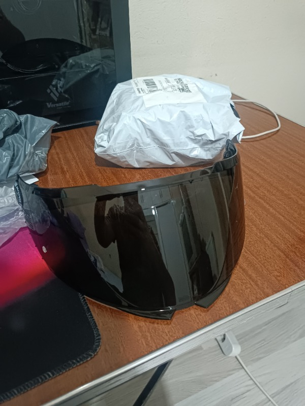 Mt Vizör Siyah Renk V-28 Mt Kask Camı V-28B