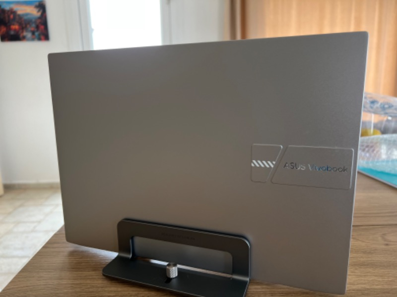 Ugreen Alüminyum Notebook Macbook Dikey Masaüstü Standı