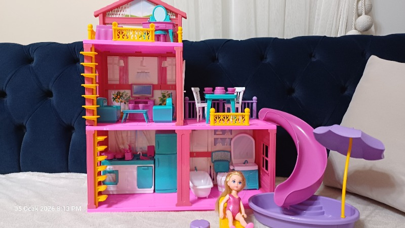 Dede Lola'nın Tatil Evi