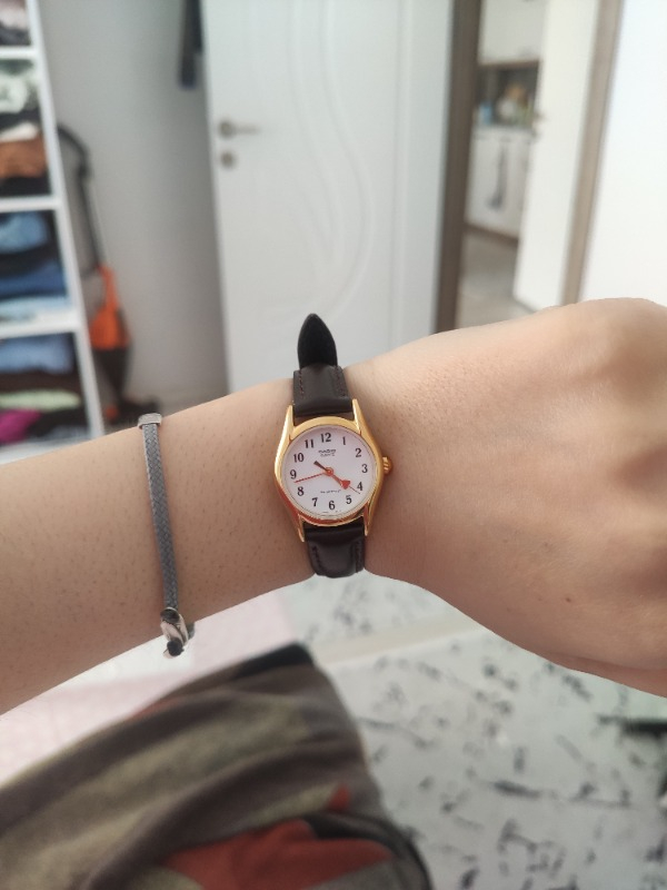 Casio LTP-1094Q-7B5RDF Standart Kadın Kol Saati