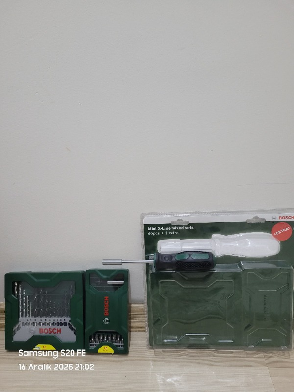 Bosch X-Line 15 Parça Delme 25 Parça Vidalama Ucu Seti + Tornavida