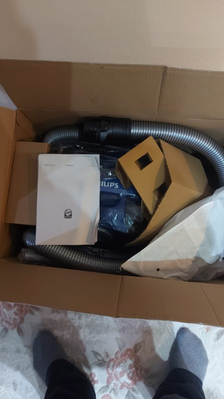 Philips 7000 Serisi PowerPro Max Torbasız Elektrikli Süpürge, 750W, PowerCyclone 8, Alerji Kilit Sistemi, TriActive+ Başlık, FC9749/07 