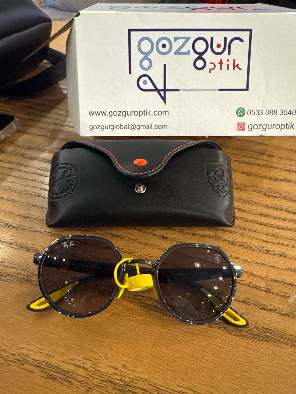 RAY-BAN FERRARI  3703M F03011 51  Erkek GÜMÜŞ Yuvarlak Çerçeve Güneş Gözlüğü