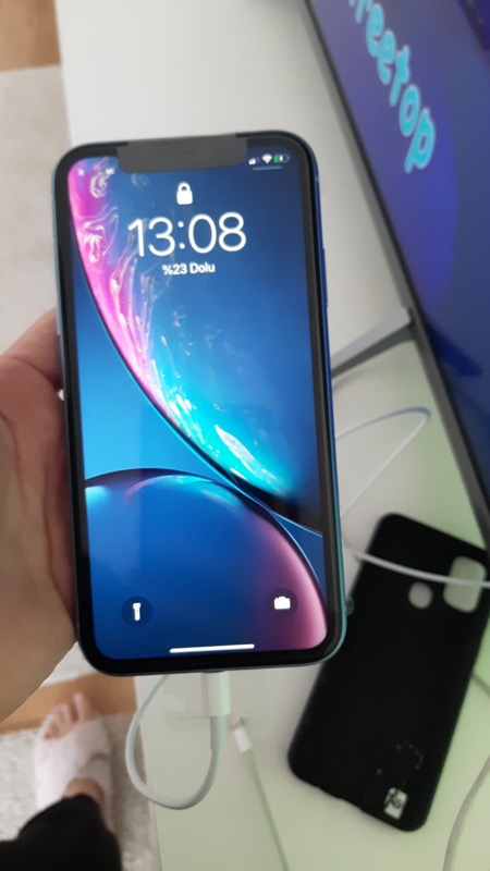 iPhone XR 64 GB