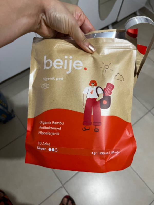 Beije Hafif Regl Paketi (10 Standart Ped, 10 Süper Ped, 10 Standart Günlük Ped)