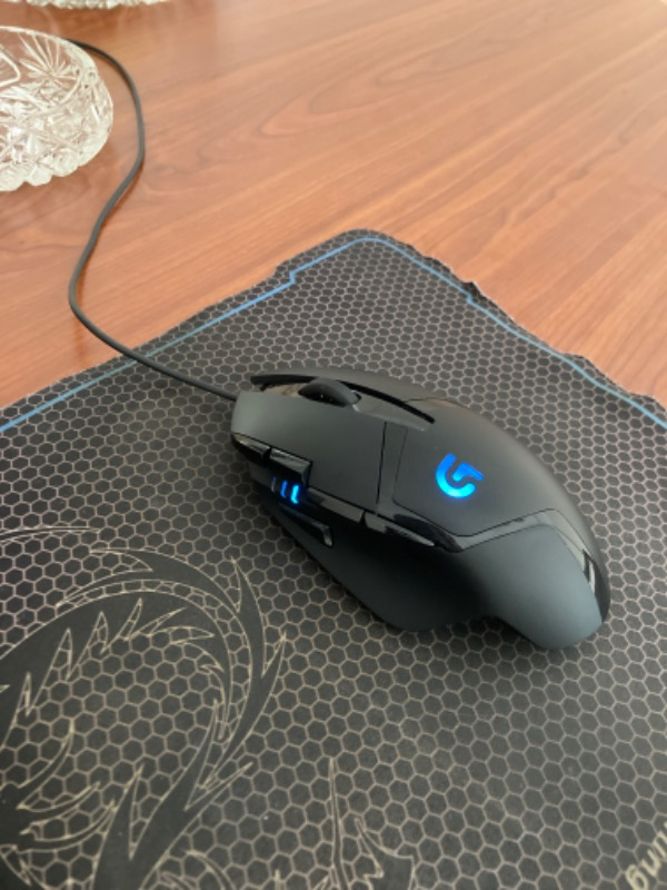 Logitech G402 Hyperion Fury 4.000 DPI Ultra Hızlı 500 IPS Oyuncu Mouse - Siyah
