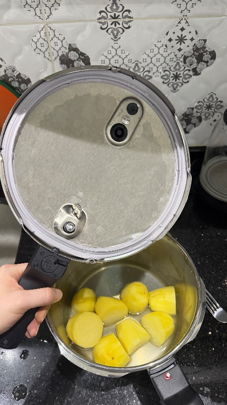 Fissler Vitaquick Elemental Düdüklü Tencere 4,5 Litre
