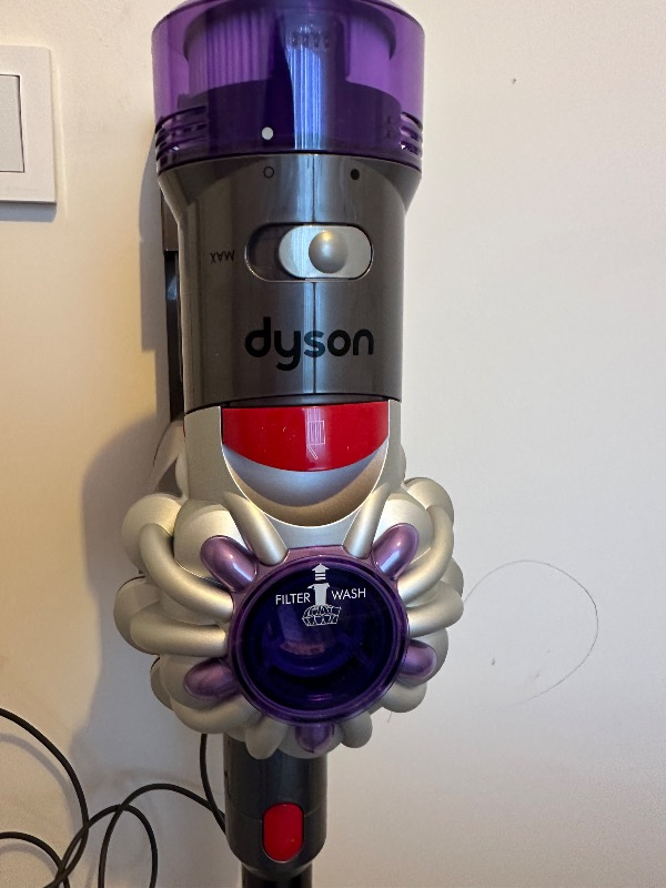 Dyson V8™ Advanced