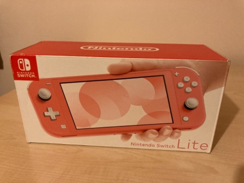 Nintendo Switch Lite Pembe Oyun Konsolu