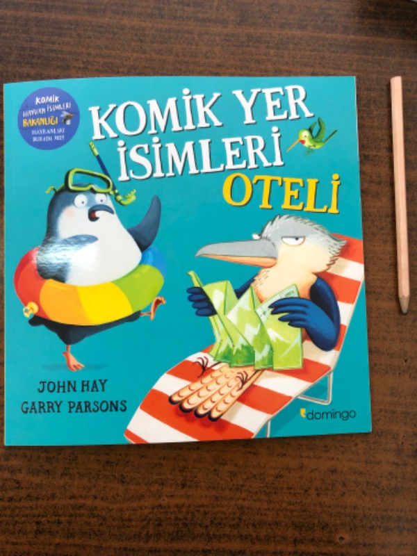 Komik Yer İsimleri Oteli - John Hay & Garry Parsons