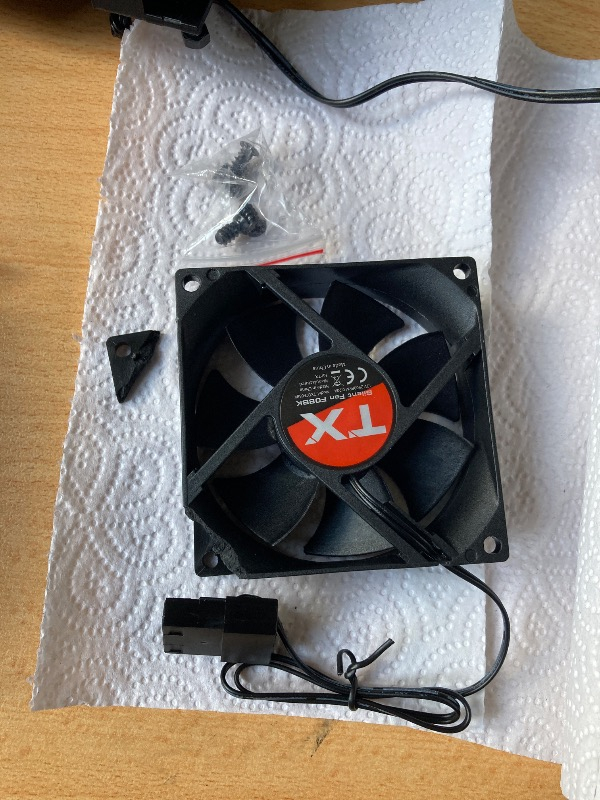TX 8 cm Siyah Kasa Fanı (TXCCF08BK)
