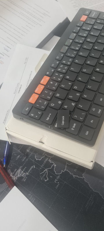Samsung Smart Keyboard Trio 500