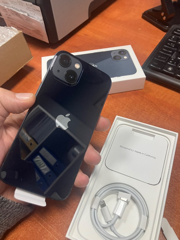 iPhone 13 128 GB Siyah