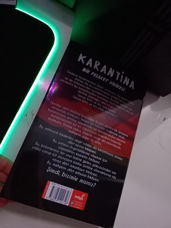 Karantina (Ciltli) - Beyza Alkoç