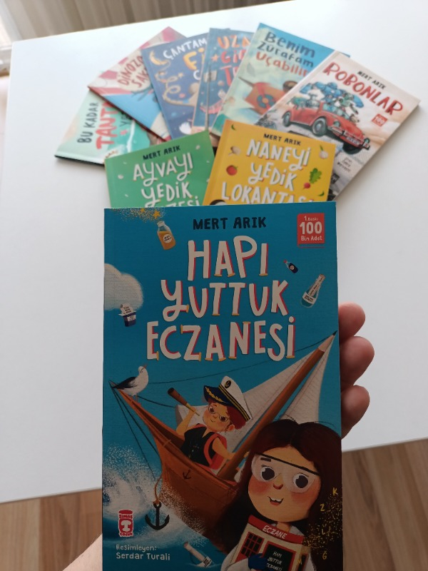 Hapı Yuttuk Eczanesi - Mert Arık