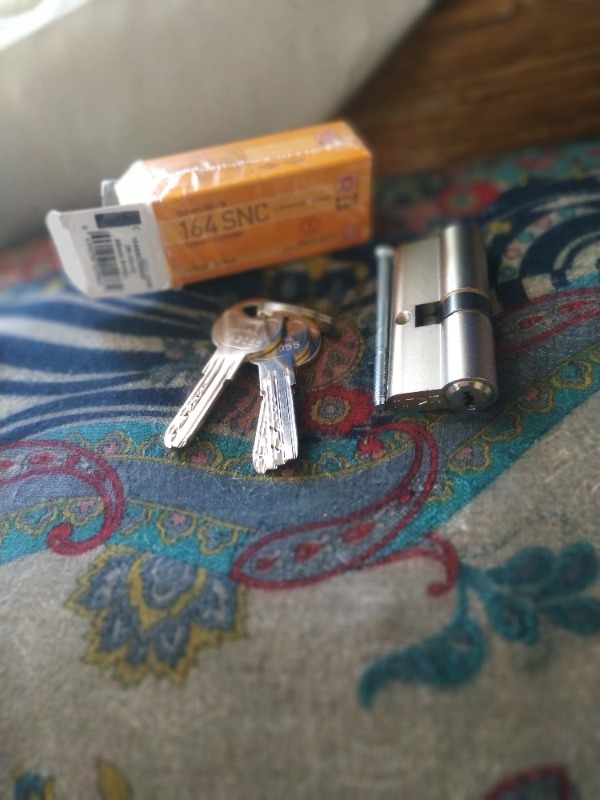 Kale 164/SNC Çelik Kapı Göbeği 68 mm Bilyalı Barel Yüksek Güvenlik Özellikleri ile