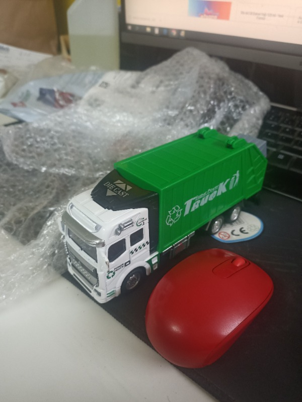 Mega Oyuncak Yeşil City Çöp Kamyonu Çek Bırak -20 cm