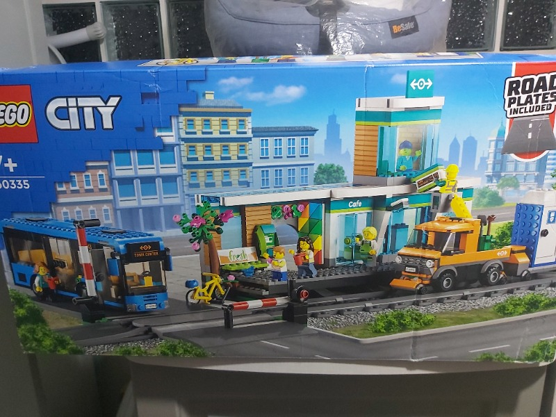 LEGO 60335 City Tren Istasyonu