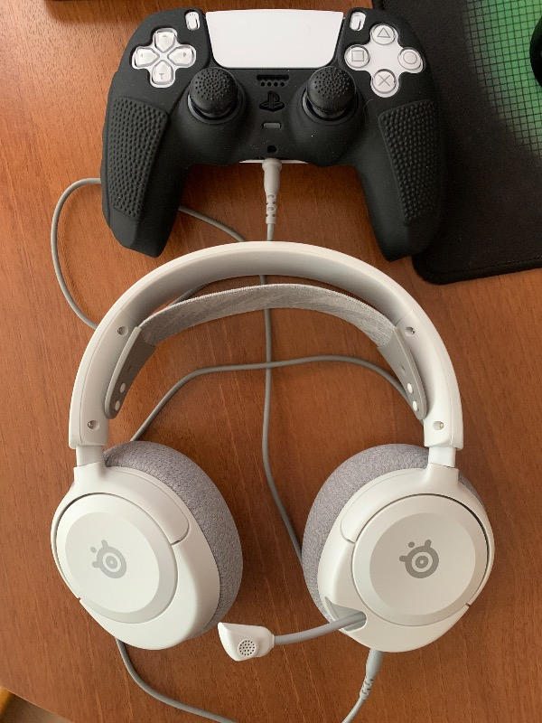 Steelseries Arctis Nova 1 Multi-System Oyun Kulaklığı - Beyaz