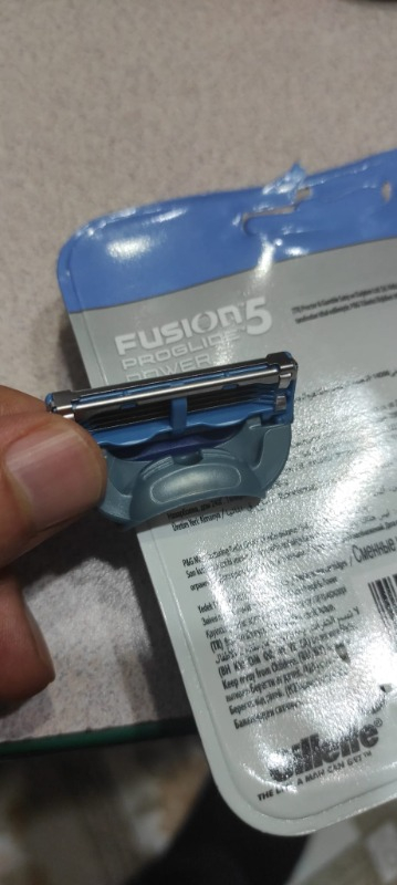 Gillette Fusion 5 Power 8'li Yedek Tıraş Bıçağı Karton Paket