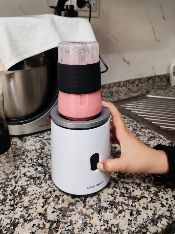 Grundig KB 422600 Kişisel Blender 250 Watt