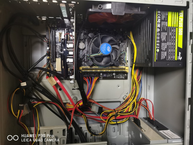 Aerocool VX Plus 500W Güç Kaynağı (AE-VXP500)