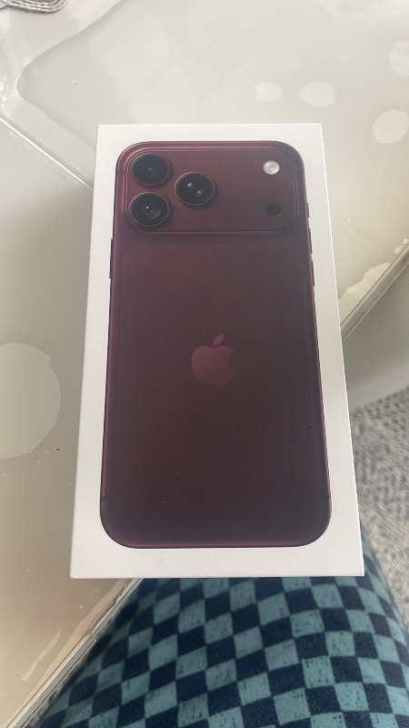 Apple iPhone 18 Pro Max 256 GB Burgonya